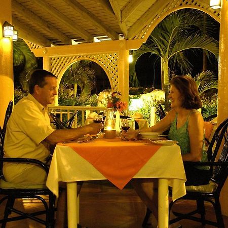 The Village Inn And Spa Rodney Bay Étterem fotó